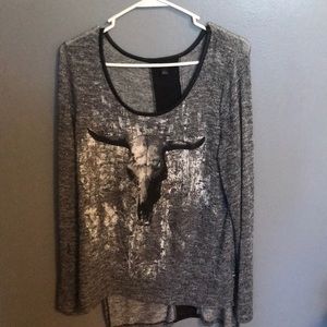 Rock & Republic long sleeve top size medium gray black bull design